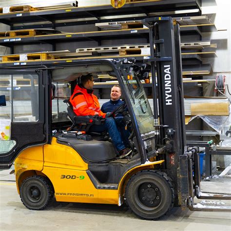 trukki leasing hinta|Trukkivuokraus – Finnsiirto.
